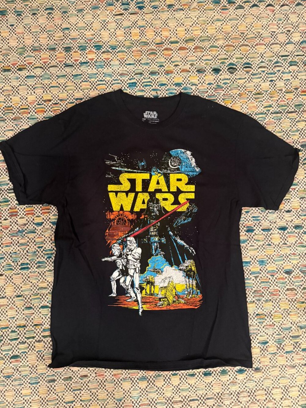 Star Wars T-shirt: Size: M